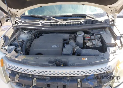 2011 Ford Explorer z USA, uszkodzony, nr VIN 1FMHK8B82BGA22957